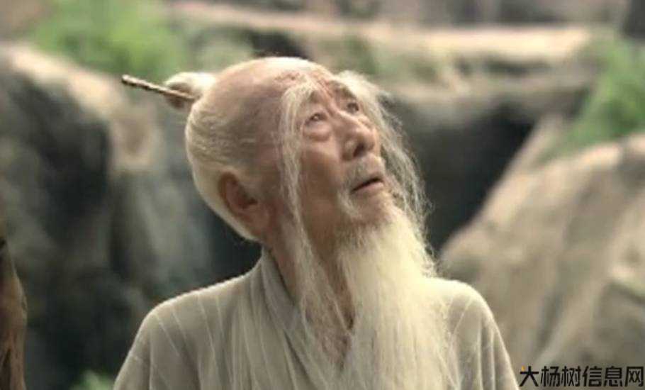 私服道士怎样实现自动毒打？