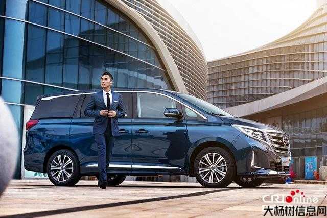 单职业传奇商务车,传奇商务车:专注致远,助您发展