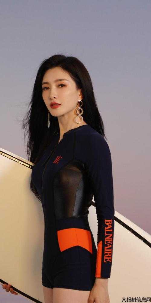 传世网游sf元神版手游江疏影选什么组合最厉害 第1张