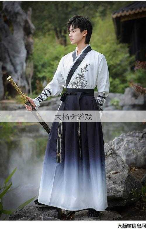 新开完美国际私服全方位评测:打造最佳武侠套装必备文推荐 第1张